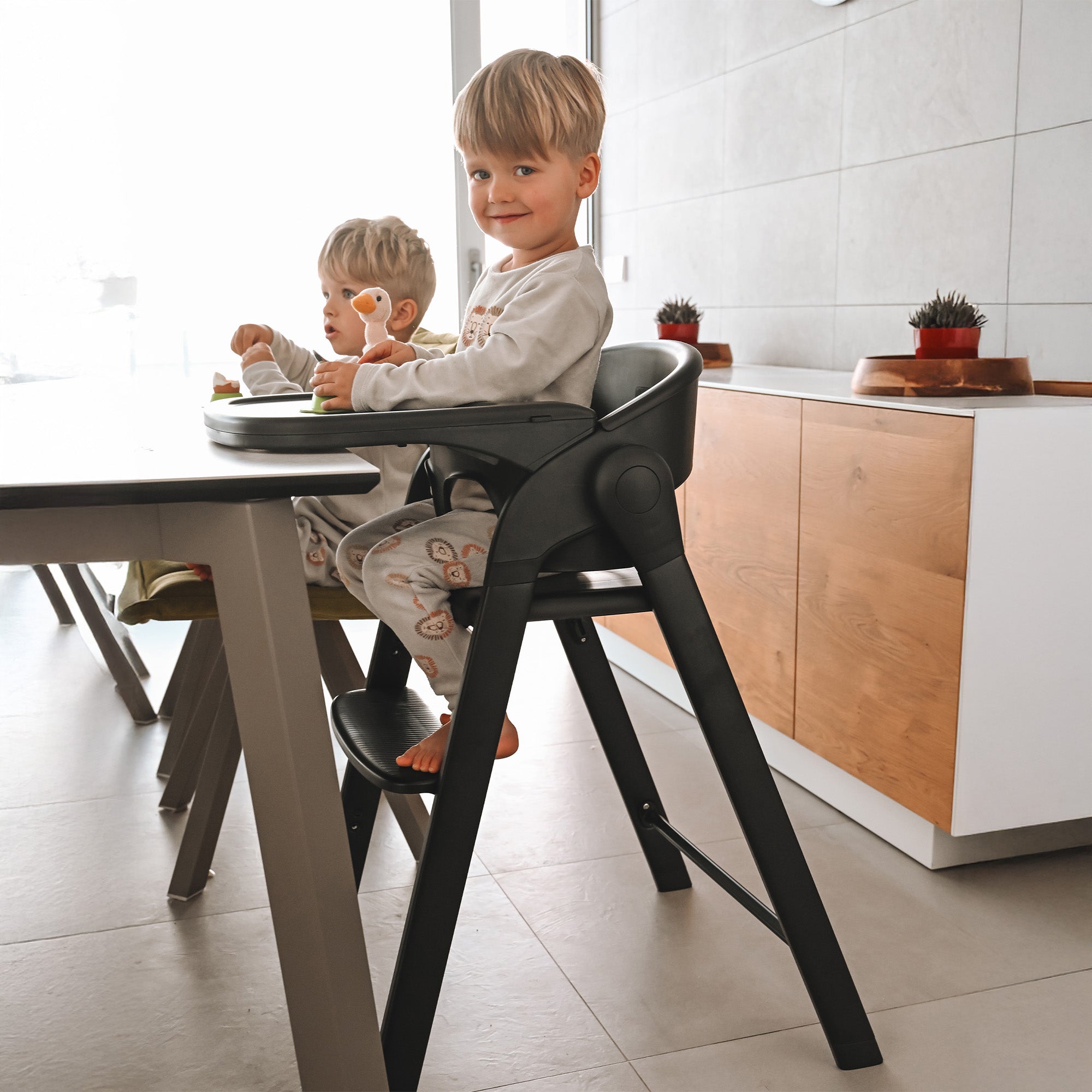 Luxe Kinderstoel Zwart