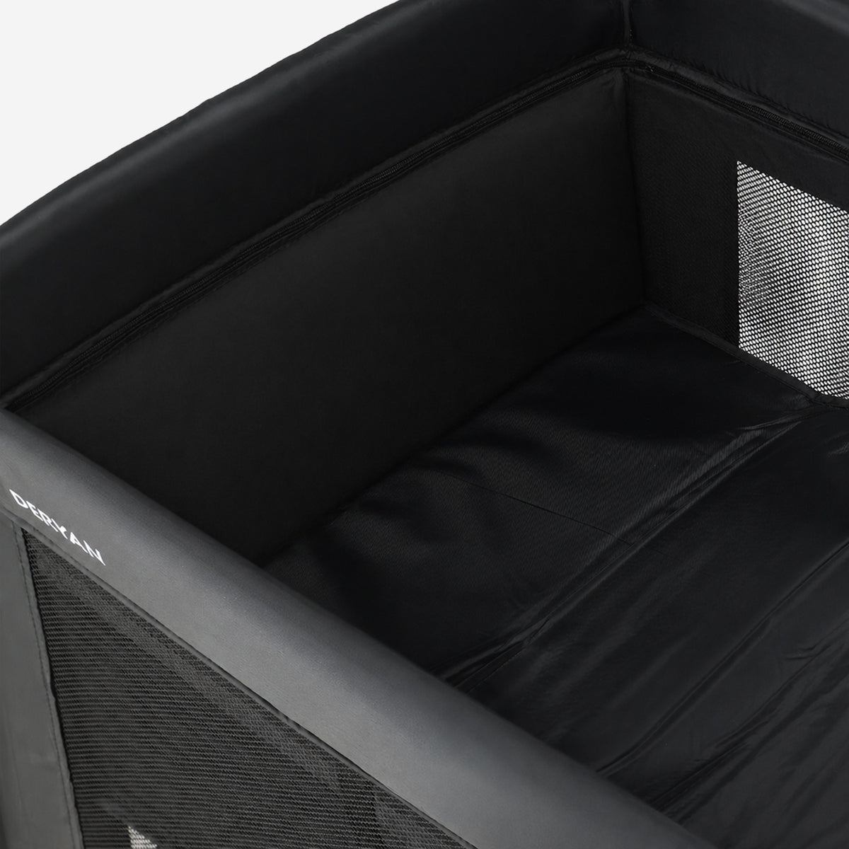 Luxe Campingbed met Verschoonblad en Bodemverhoger - Zwart