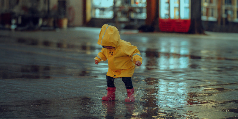 Spelen in de regen: waarom het de moeite waard is