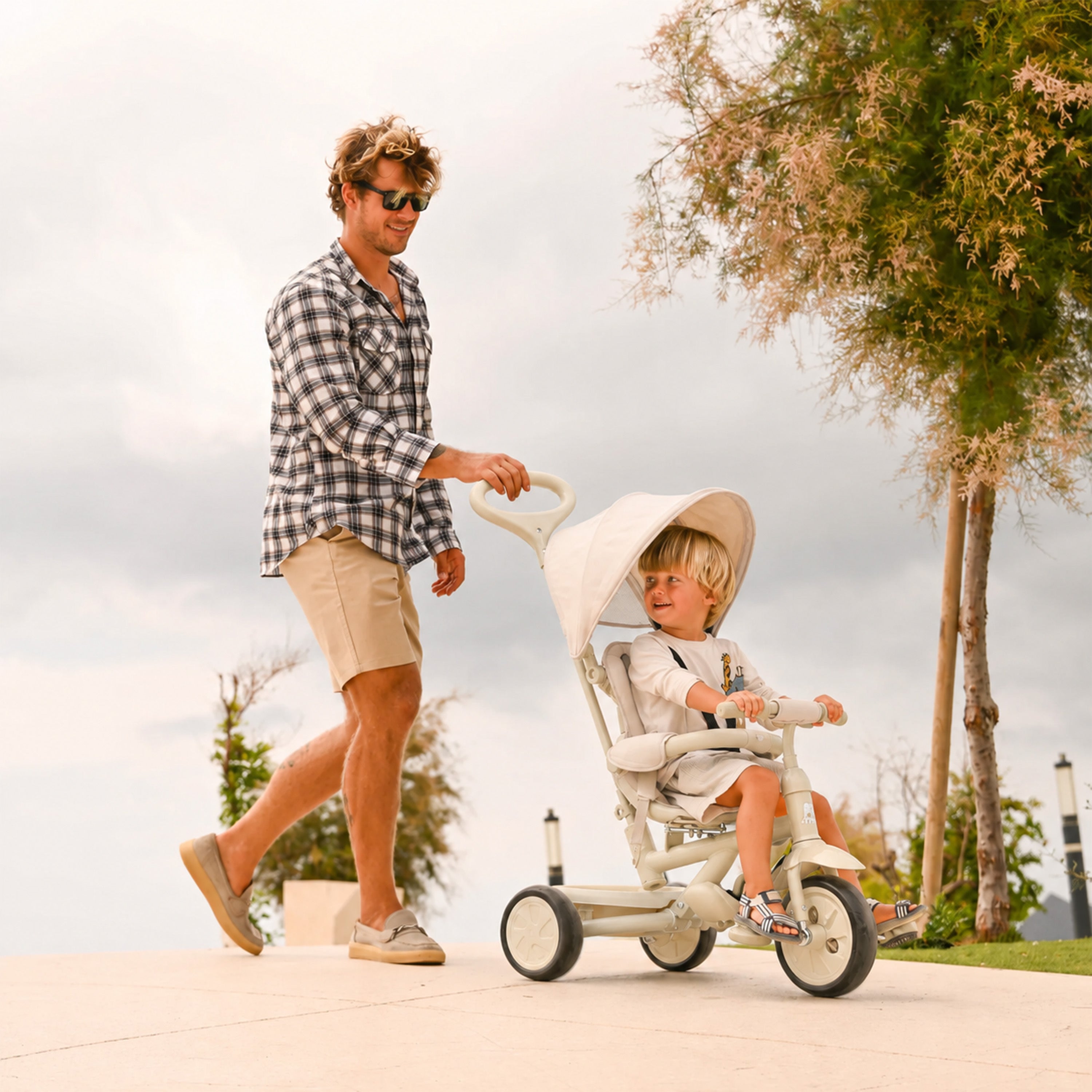 Adventurer Driewieler met duwstang Sand