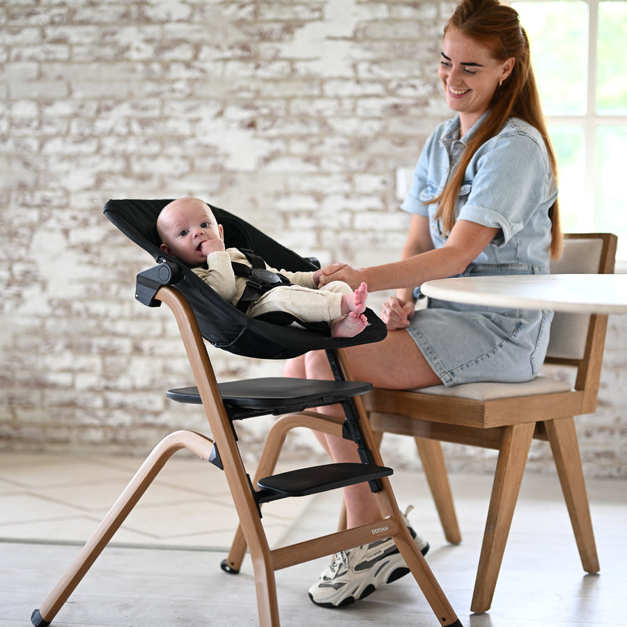 Curve Kinderstoel Set met Wipstoel en Inlegkussen - Zwart