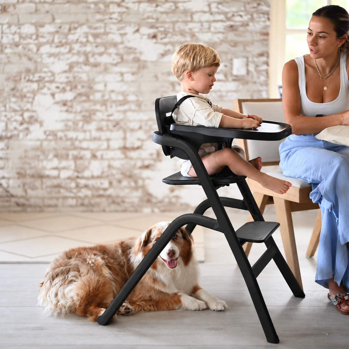 Curve Kinderstoel Set met Wipstoel en Inlegkussen - Zwart