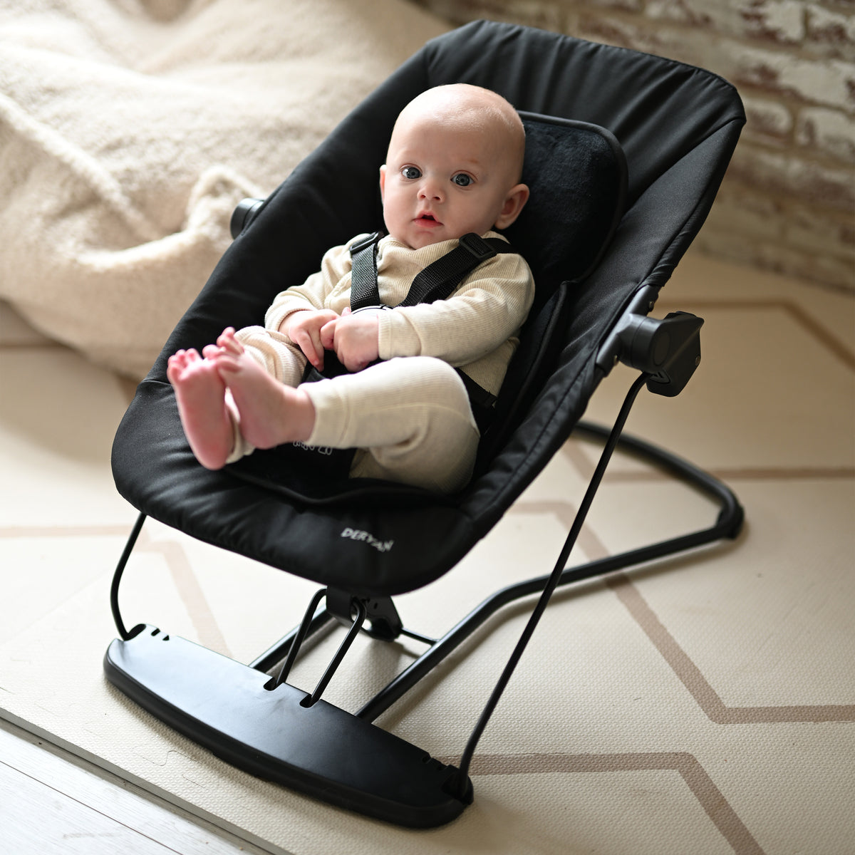Curve Kinderstoel Set met Wipstoel en Inlegkussen - Zwart