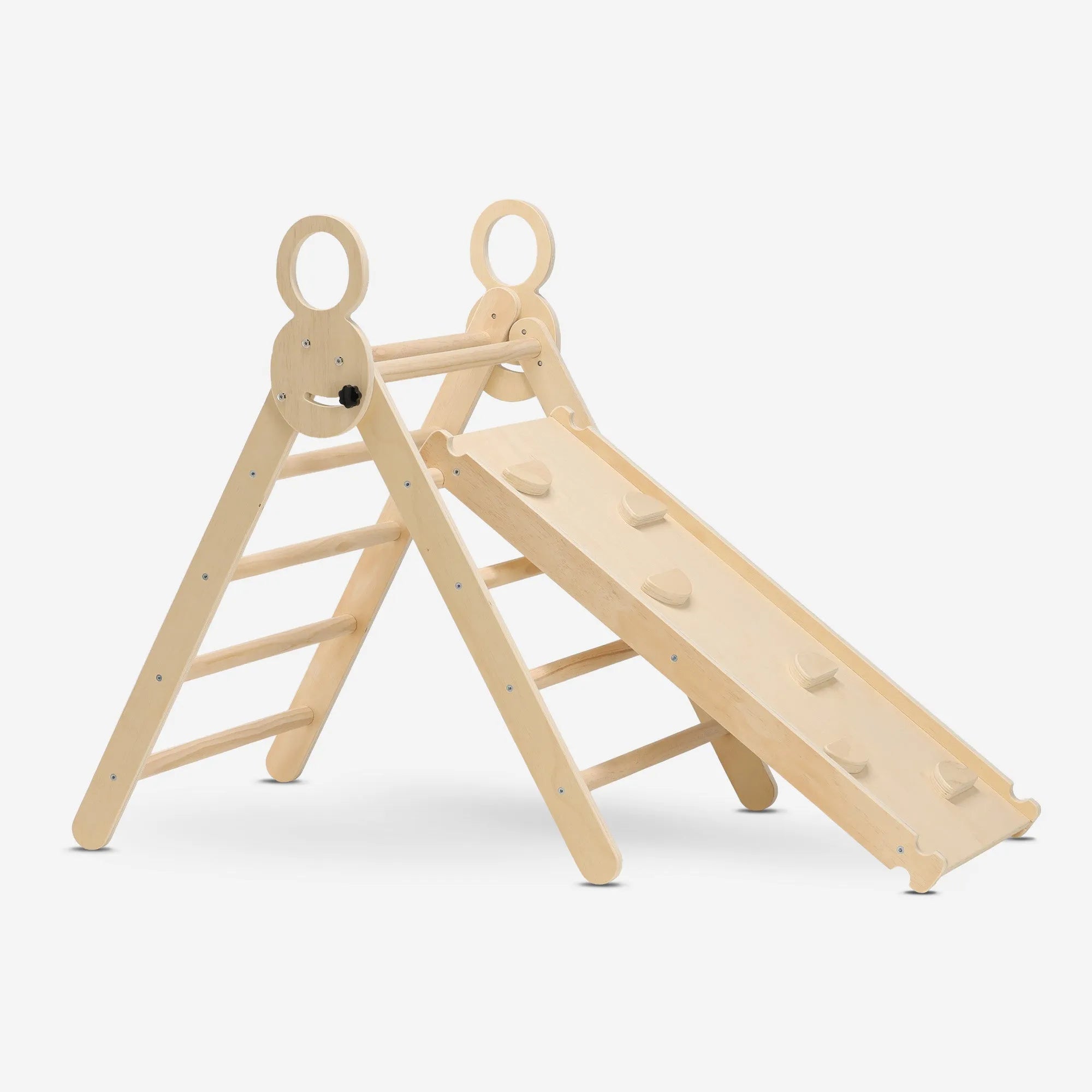 Het DERYAN Luxe houten klimrek is bedoeld voor gebruik binnenshuis door jonge kinderen tijdens spel en beweging. Het klimrek is gemaakt van hout en heeft meerdere speelelementen die klimmen en bewegen mogelijk maken. Het model is geschikt voor plaatsing in huis.