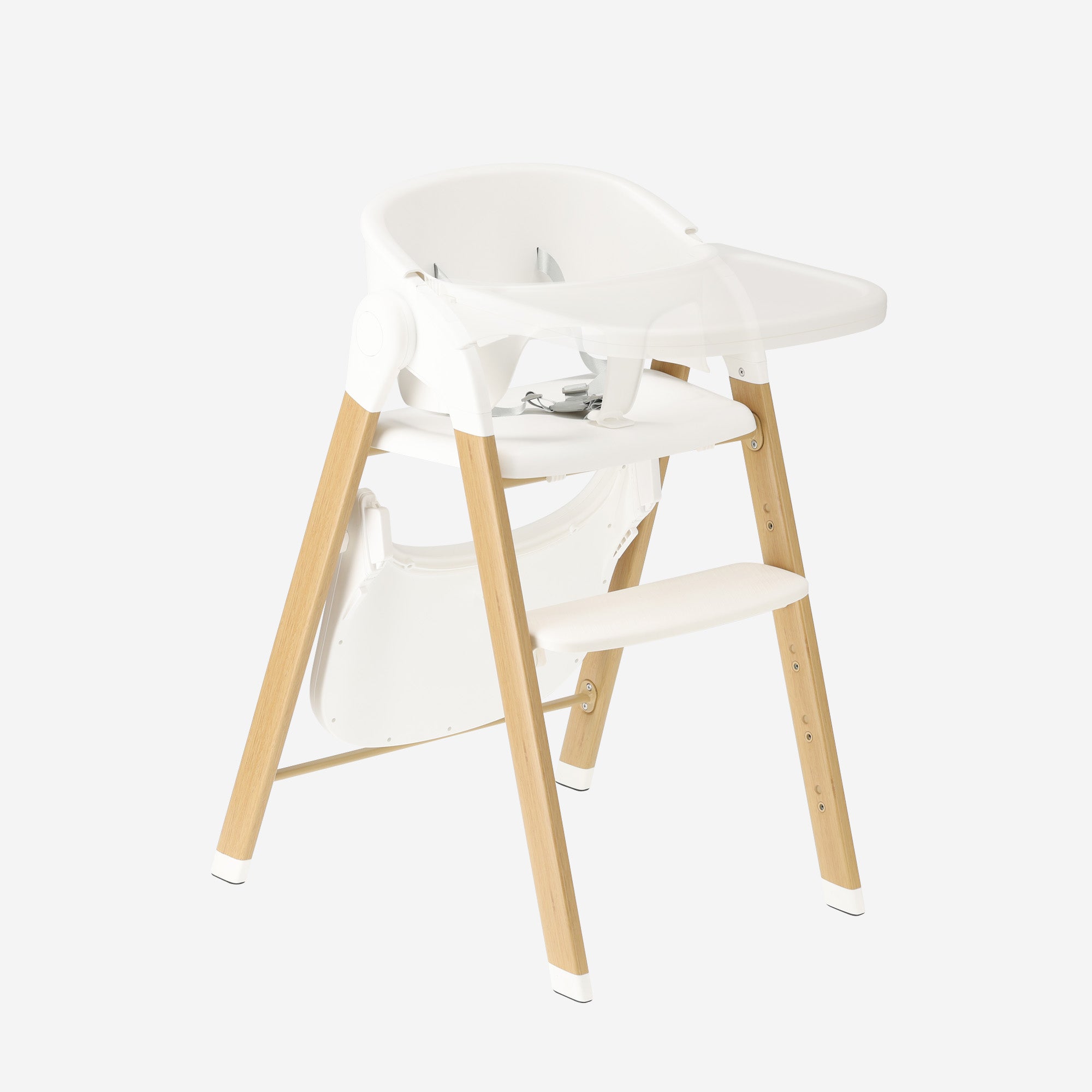 De DERYAN luxe kinderstoel in het wit is voorzien van een afneembaar eetblad en een verstelbaar ontwerp. De stoel is bedoeld voor gebruik door jonge kinderen en kan worden ingezet tijdens eetmomenten. Het model is gemaakt van hout en kunststof en is geschikt voor dagelijks gebruik binnenshuis.