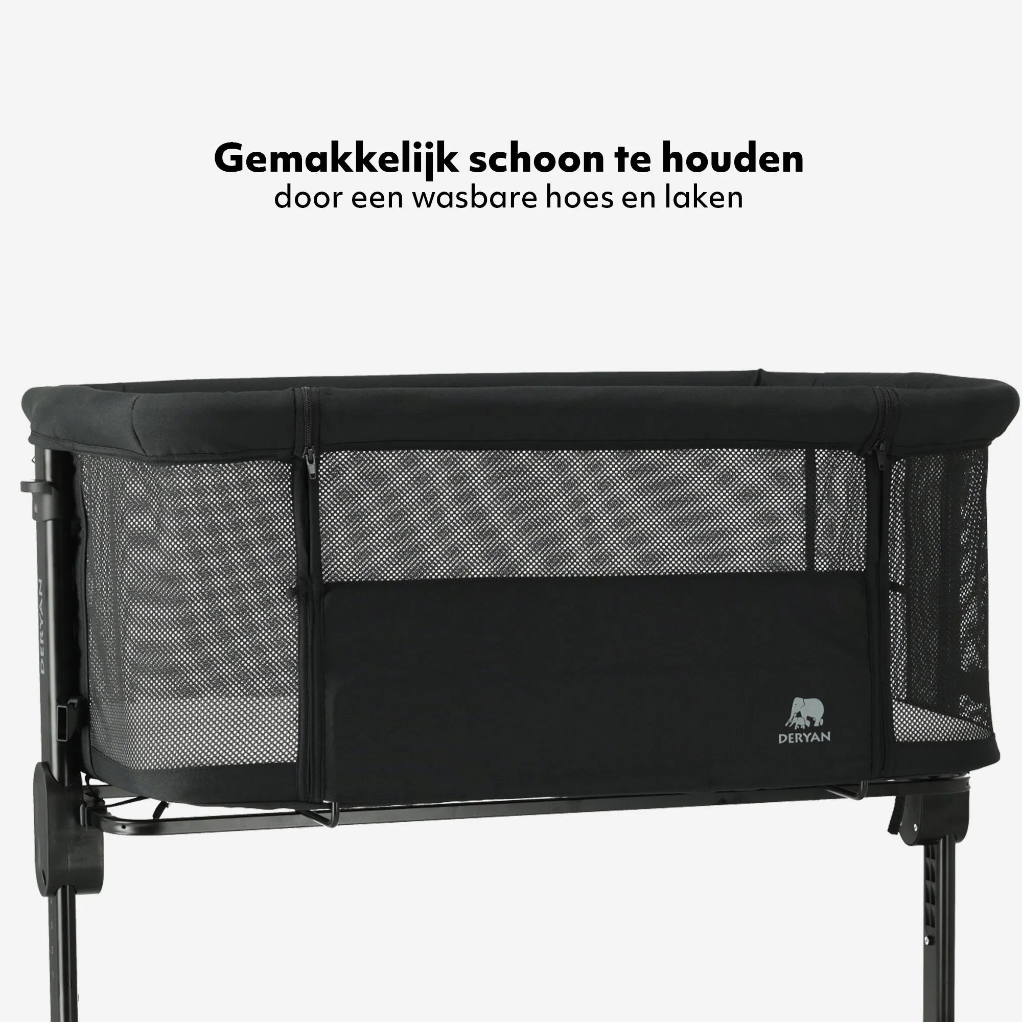 De DERYAN Snoozy co sleeper in het zwart is een wieg die naast het bed kan worden geplaatst voor gebruik bij jonge baby’s. Het model heeft een verstelbare hoogte, een open zijkant en een stabiel frame. De co sleeper is bedoeld voor gebruik tijdens de eerste maanden na de geboorte.