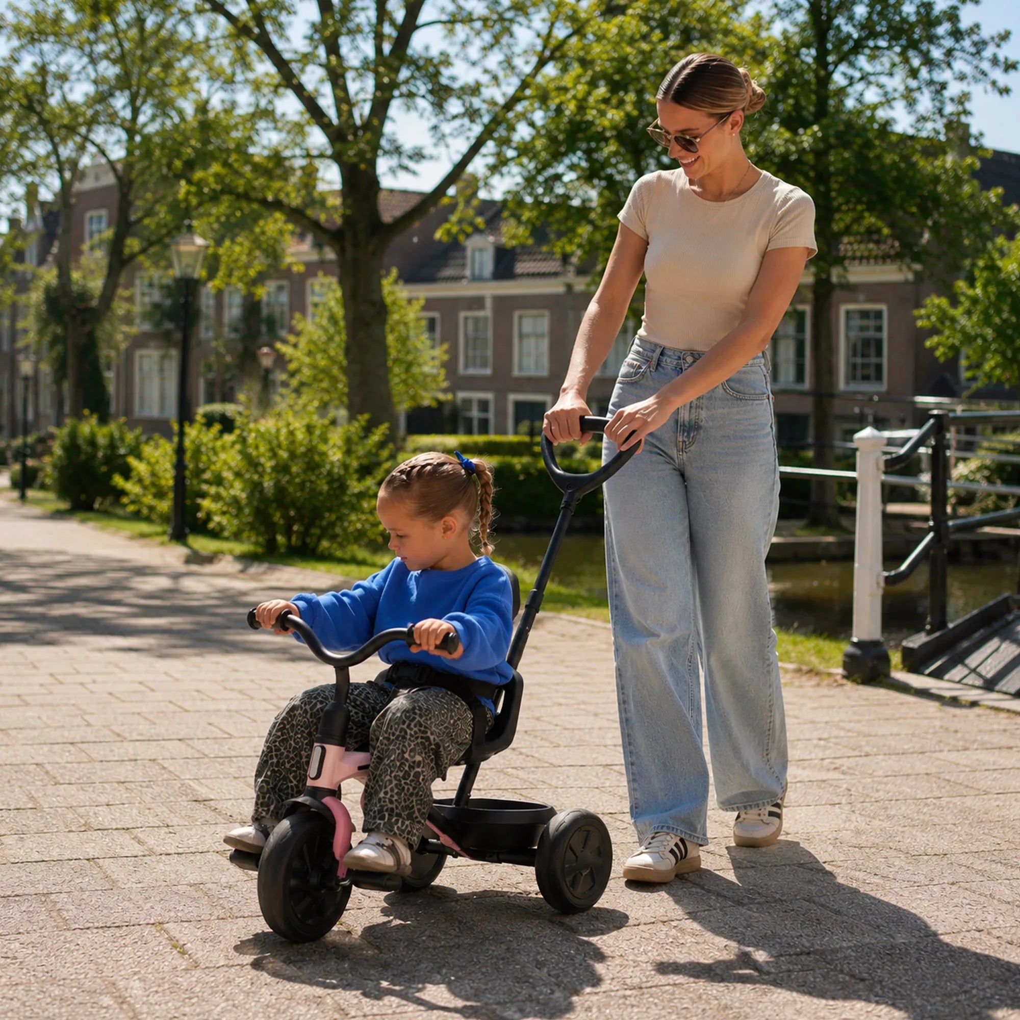 Drifter Driewieler met duwstang Roze