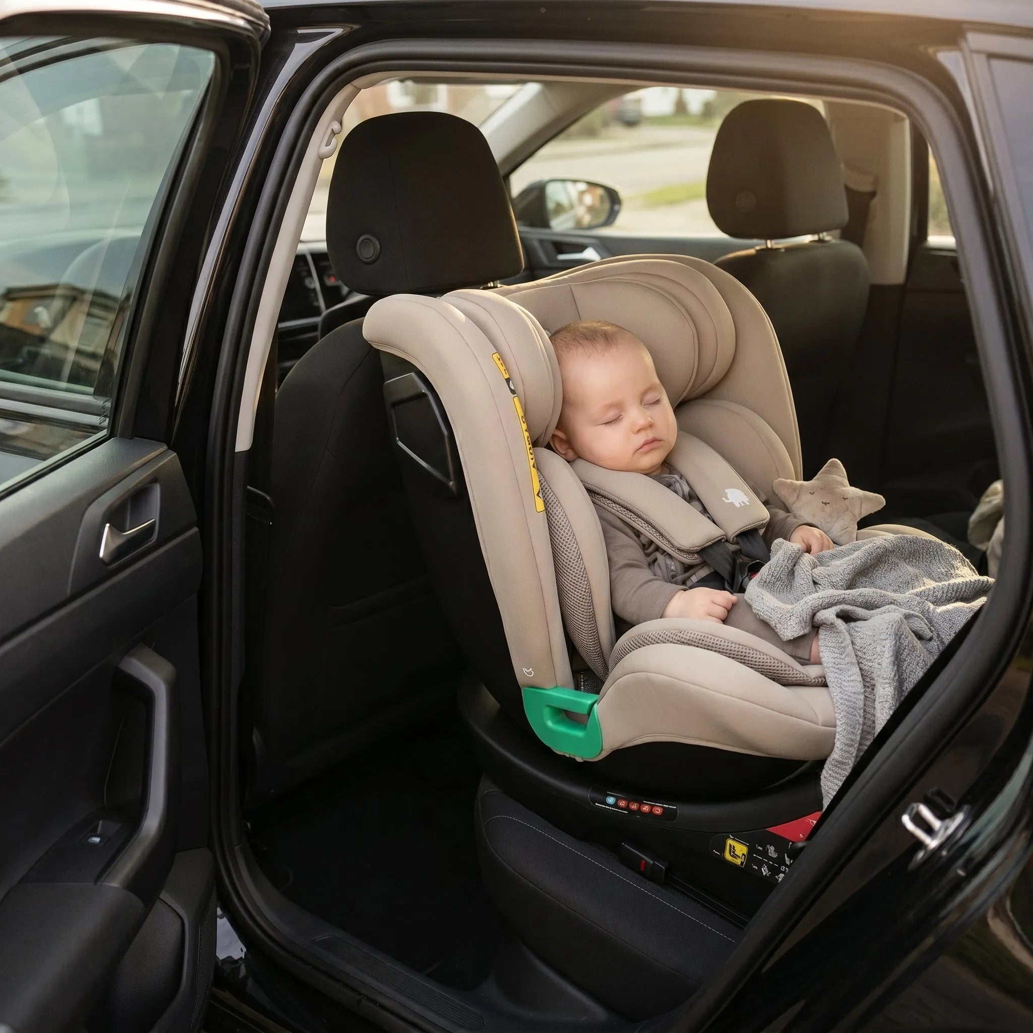 Colin Luxe i-Size/isofix 360° Autostoel 40-150 cm - 0-36 kg - Truffle Nougat