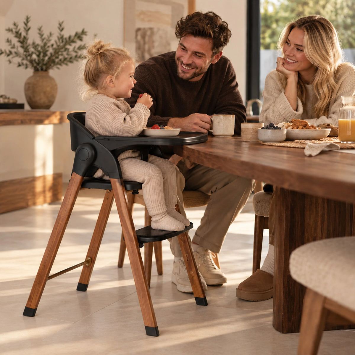 Luxe Meegroeistoel met Babyzitje en Wipstoel Zwart / Warm Brown Hout