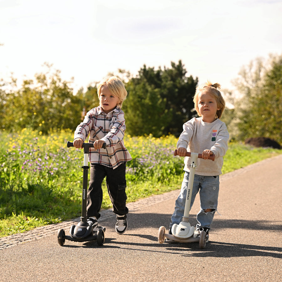 Harvey Kinderstep 3 Wielen met LED - Verstelbaar 65-80 cm - Grijs