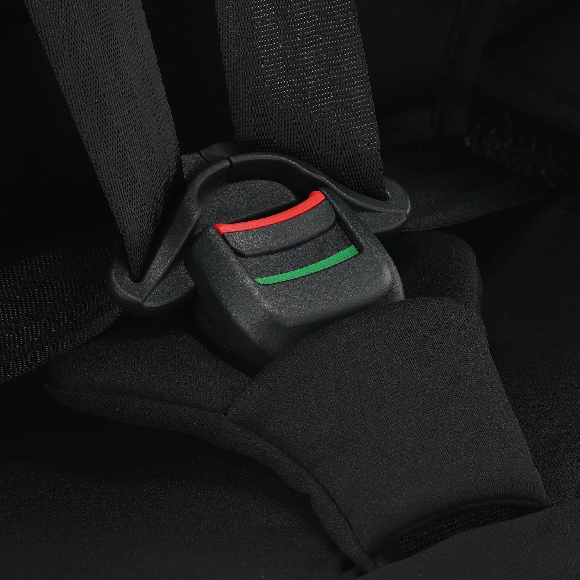 Carter Luxe i-Size/isofix Autostoel 76-150 cm - 9-36 kg - Diepe zitting - Afstelbare hoofdsteun - Veiligheidssystemen - Eenvoudig te reinigen - Groep 1/2/3