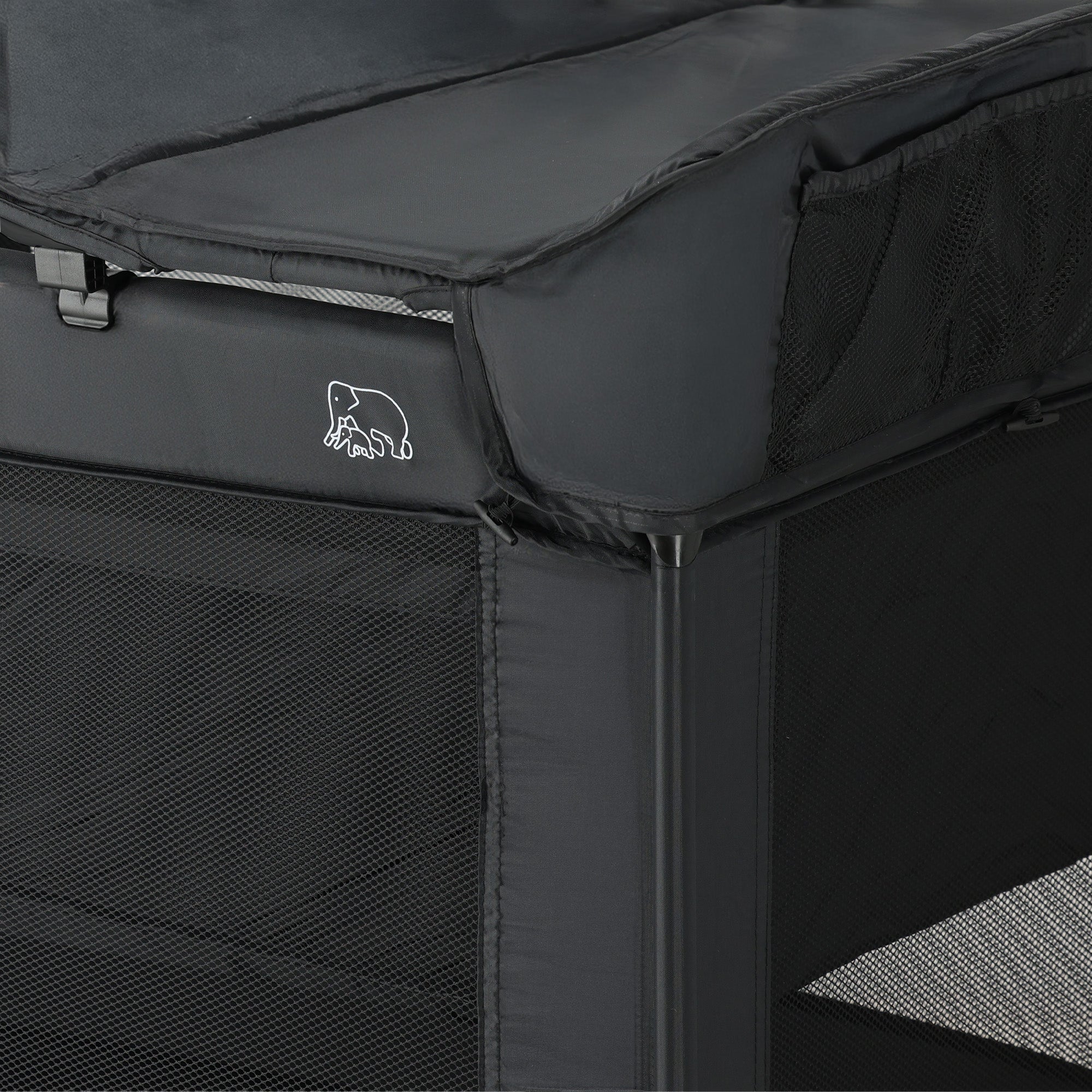 Luxe Campingbed Inclusief transporttas - Inclusief verschoonblad -Inclusief bodemverhoger Zwart