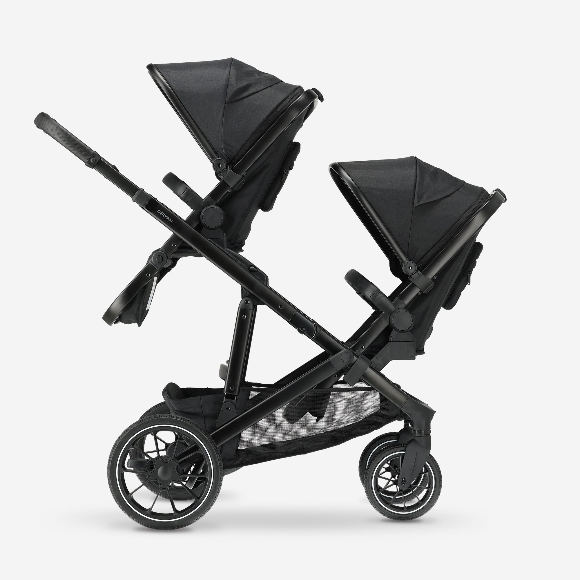 EVY V2 Duo kinderwagen zwart met twee naast elkaar geplaatste zitjes en compact opvouwbaar frame